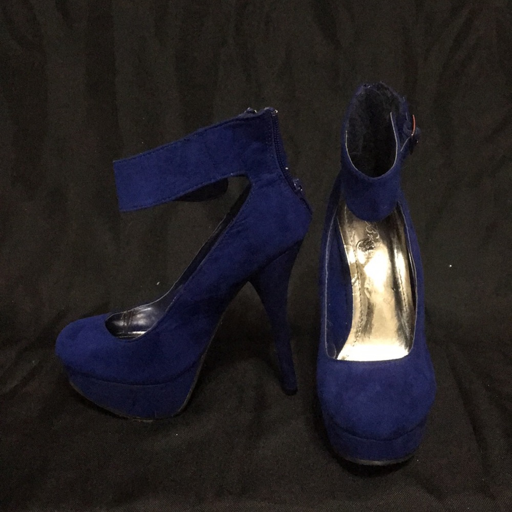 Indigo heels
